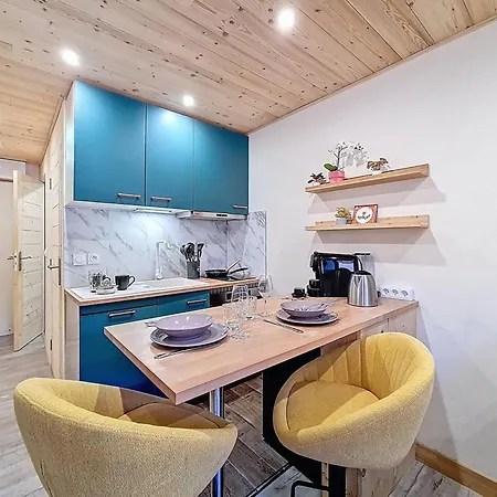 Cozy Au Pied Des Pistes Avec Balcon Sud, Pour 4 Personnes Val Thorens
